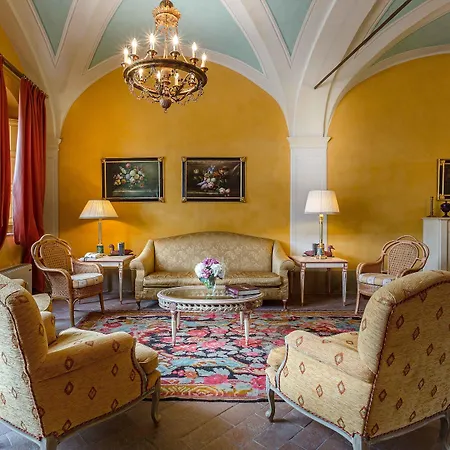 La Dimora Dell'inventore Luxury Bed & Breakfast Capannori