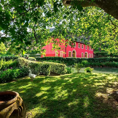 La Dimora Dell'inventore Luxury Bed & Breakfast Capannori